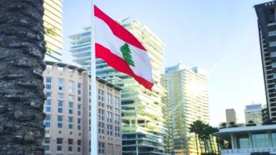 Photo of لبنان: مرحلة جديدة من الأزمة الاقتصادية بعد قرار التخلف عن سداد الديون