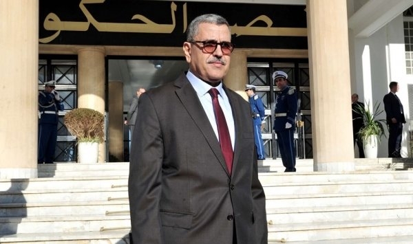 Photo of أعضاء الحكومة يتبرعون بشهر من رواتبهم لمكافحة كورونا