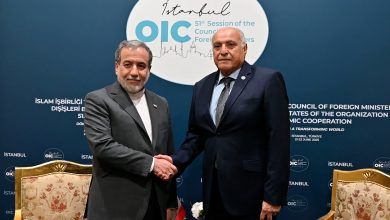 Photo of عطّاف يلتقي وزير الخارجية الإيراني في اسطنبول